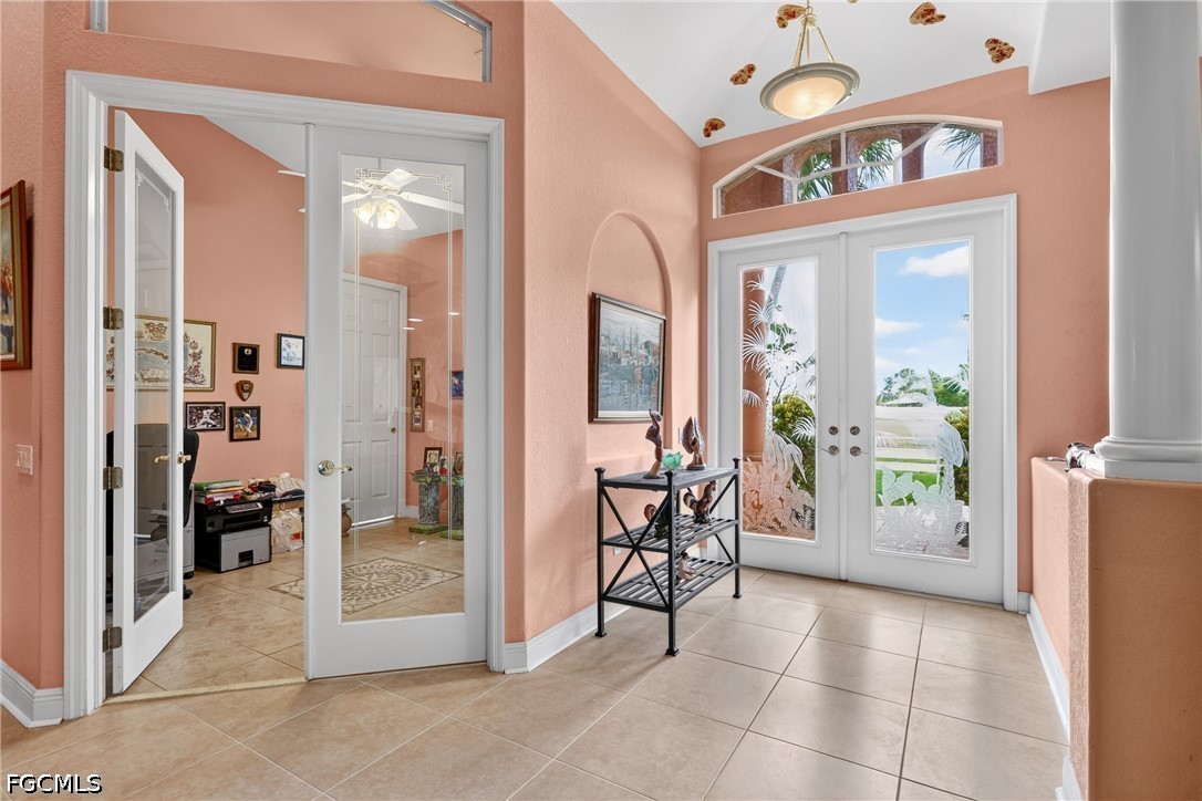 3 Bed Pool Home for Sale in Cape Coral, photo 5