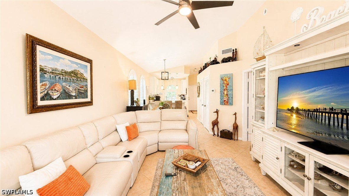 2 Bed Condominium for Sale in Twelve Oaks, photo 5