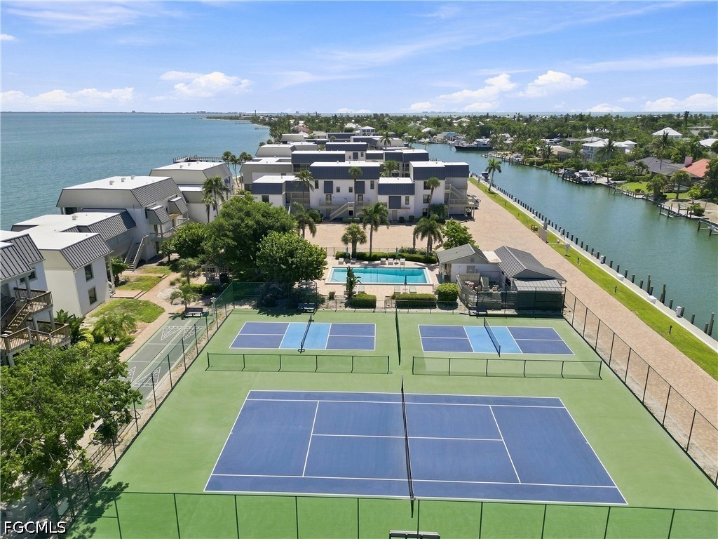 2 Bed Waterfront Home for Sale in Sanibel, photo 5