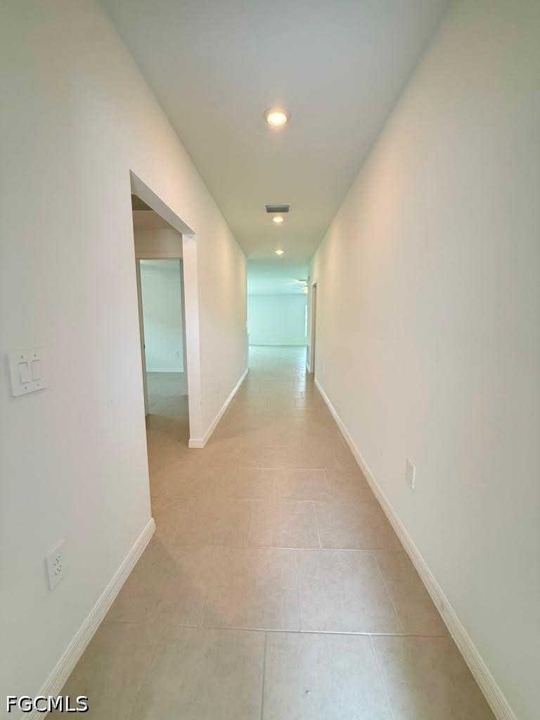 4 Bed SingleFamilyResidence for Sale in Crane Landing, photo 5