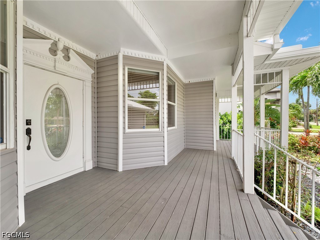 3 Bed Pool Home for Sale in Natoma Park, photo 5