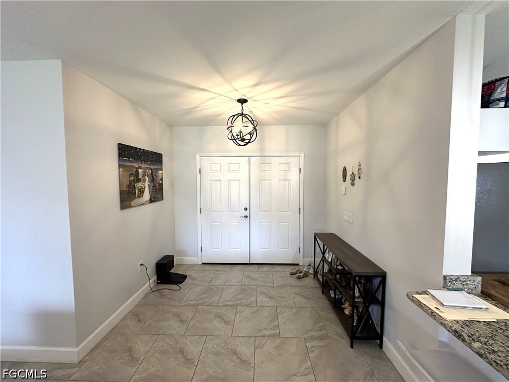 3 Bed SingleFamilyResidence for Sale in Lehigh Acres, photo 5