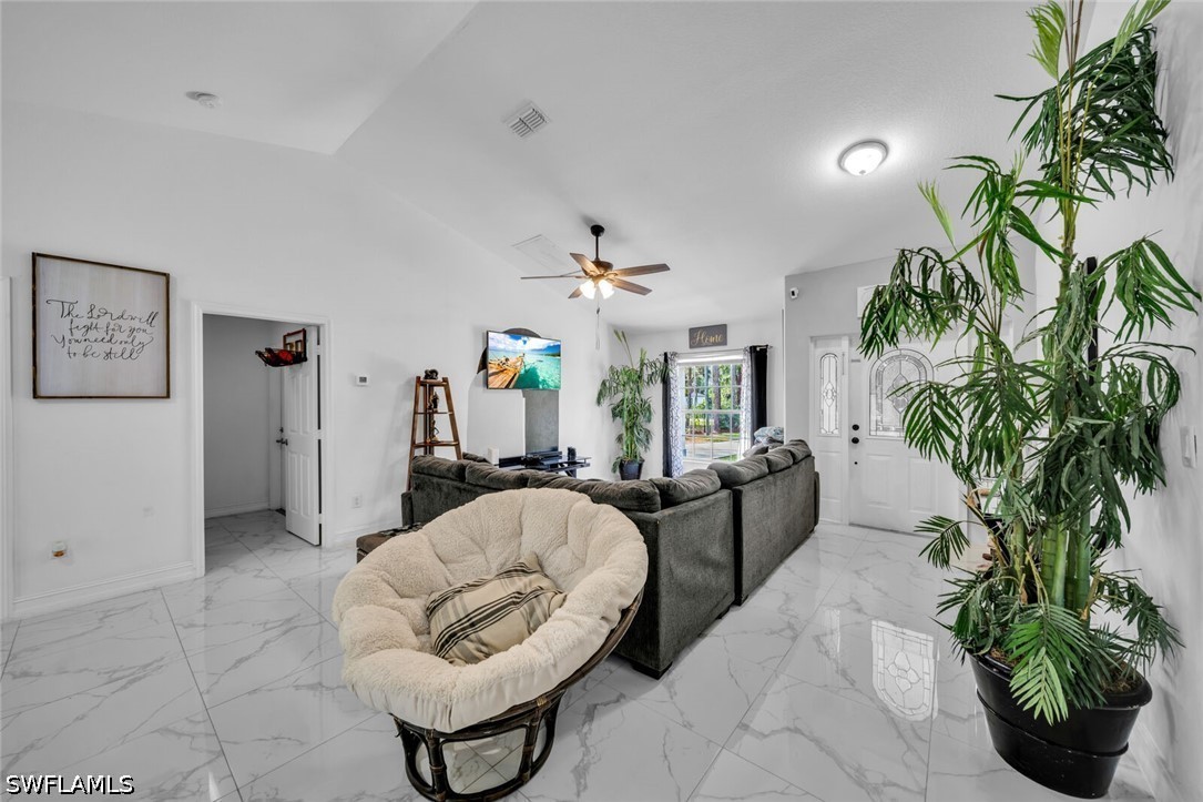 4 Bed SingleFamilyResidence for Sale in Naples, photo 5