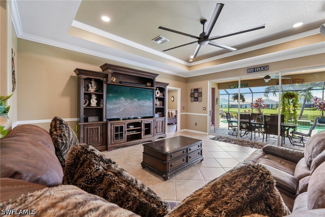 4 Bed Pool Home for Sale in Naples, photo 5