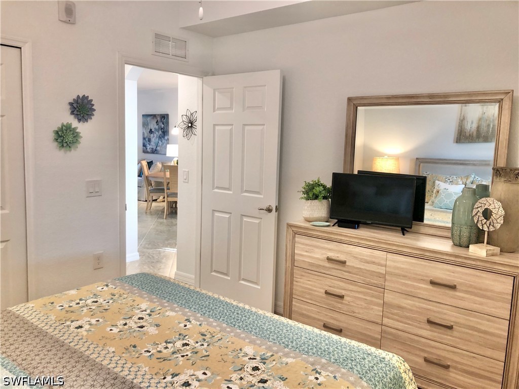 2 Bed Waterfront Home for Sale in Trevi, photo 5