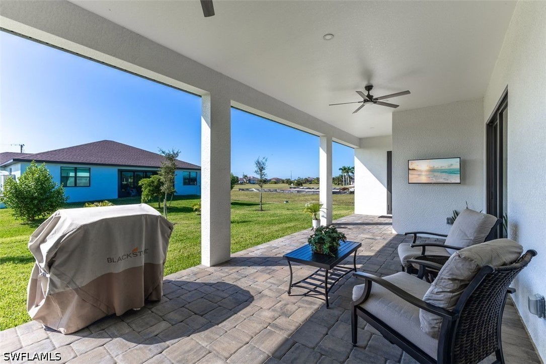 3 Bed SingleFamilyResidence for Sale in Cape Coral, photo 5