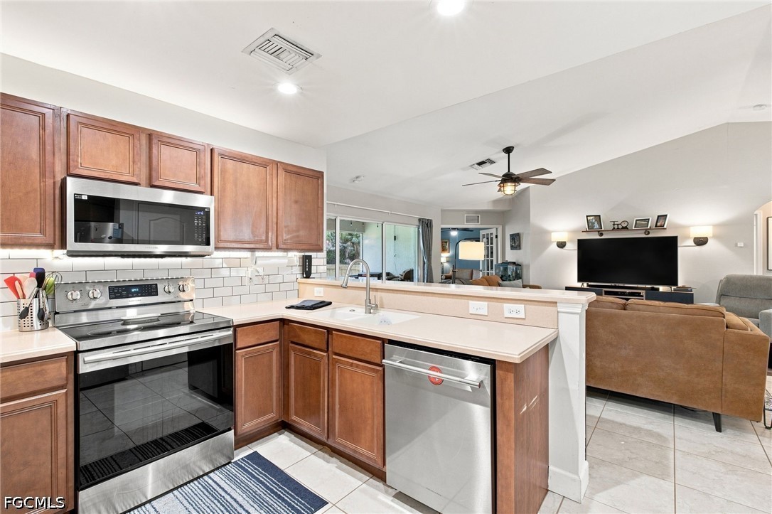3 Bed SingleFamilyResidence for Sale in Buckingham, photo 5