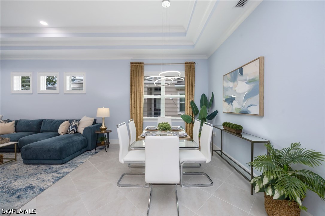 3 Bed Pool Home for Sale in Naples, photo 5