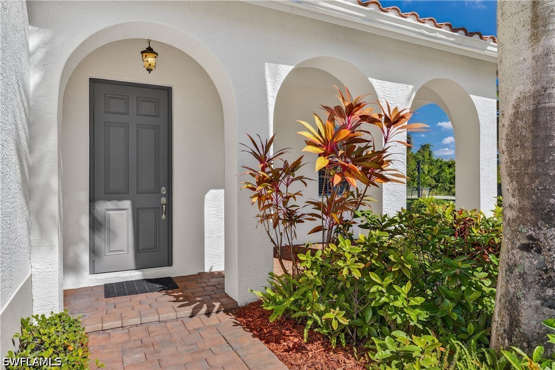 5 Bed Waterfront Home for Sale in Naples, photo 5