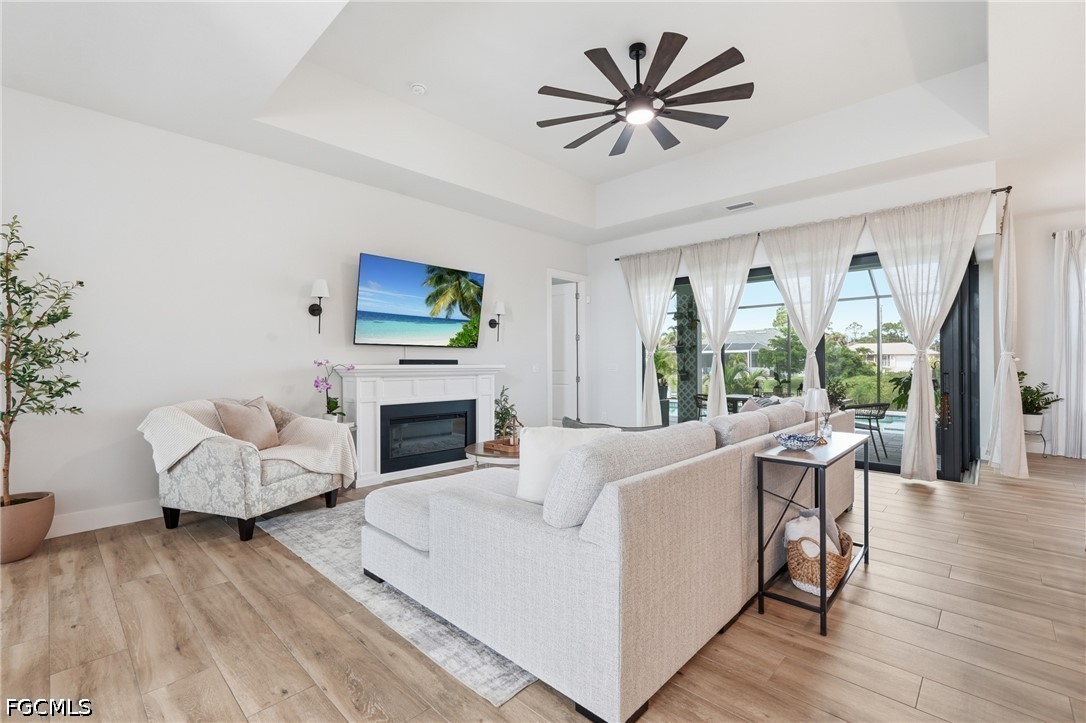 4 Bed Pool Home for Sale in Cape Coral, photo 5