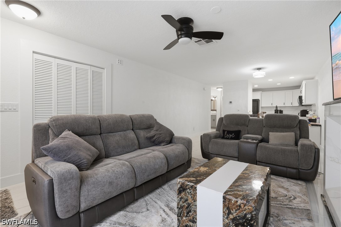 1 Bed Condominium for Sale in Emerald Woods, photo 5