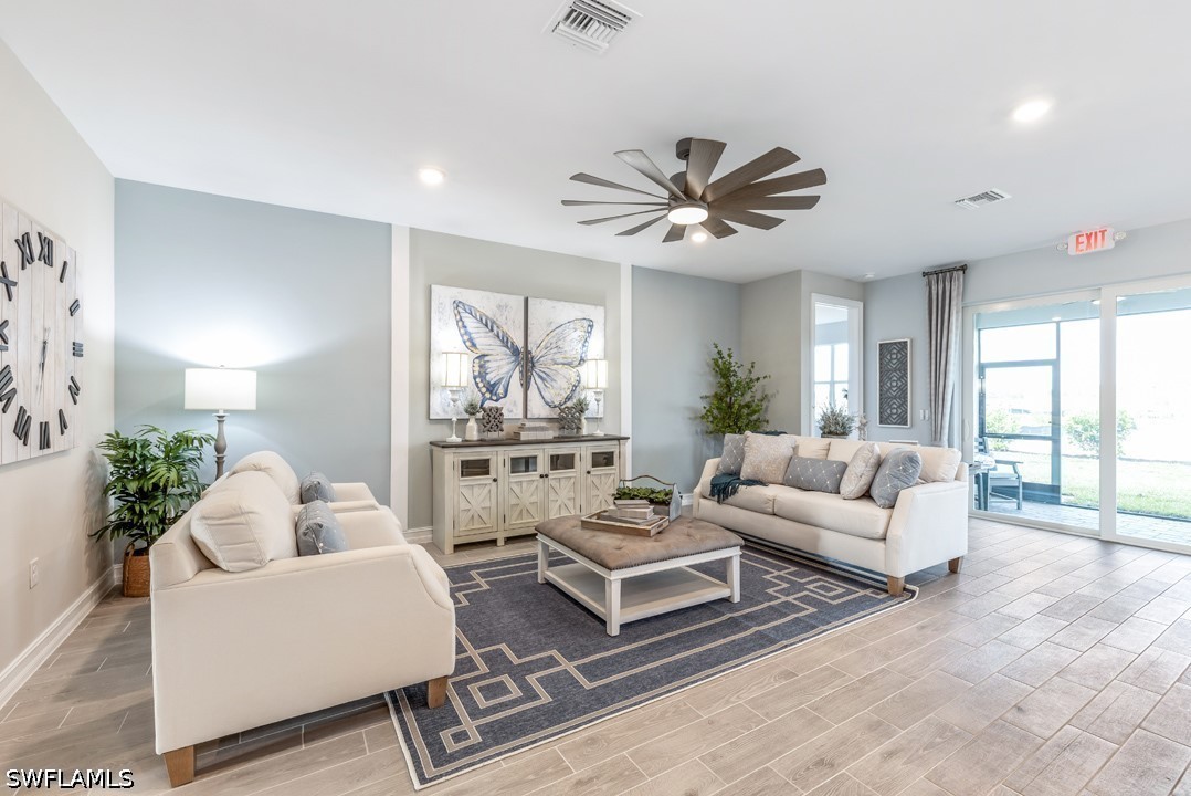 3 Bed Waterfront Home for Sale in North Fort Myers, photo 5