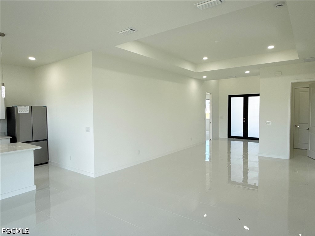 4 Bed SingleFamilyResidence for Sale in Cape Coral, photo 5