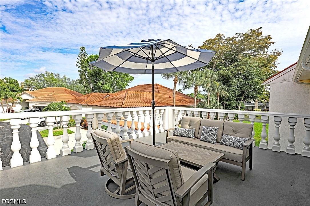 2 Bed Pool Home for Sale in Fort Myers, photo 5