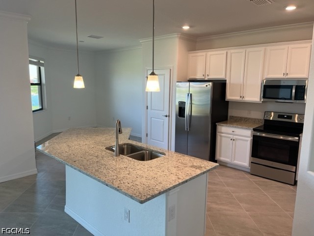 4 Bed Waterfront Home for Sale in Portico, photo 5