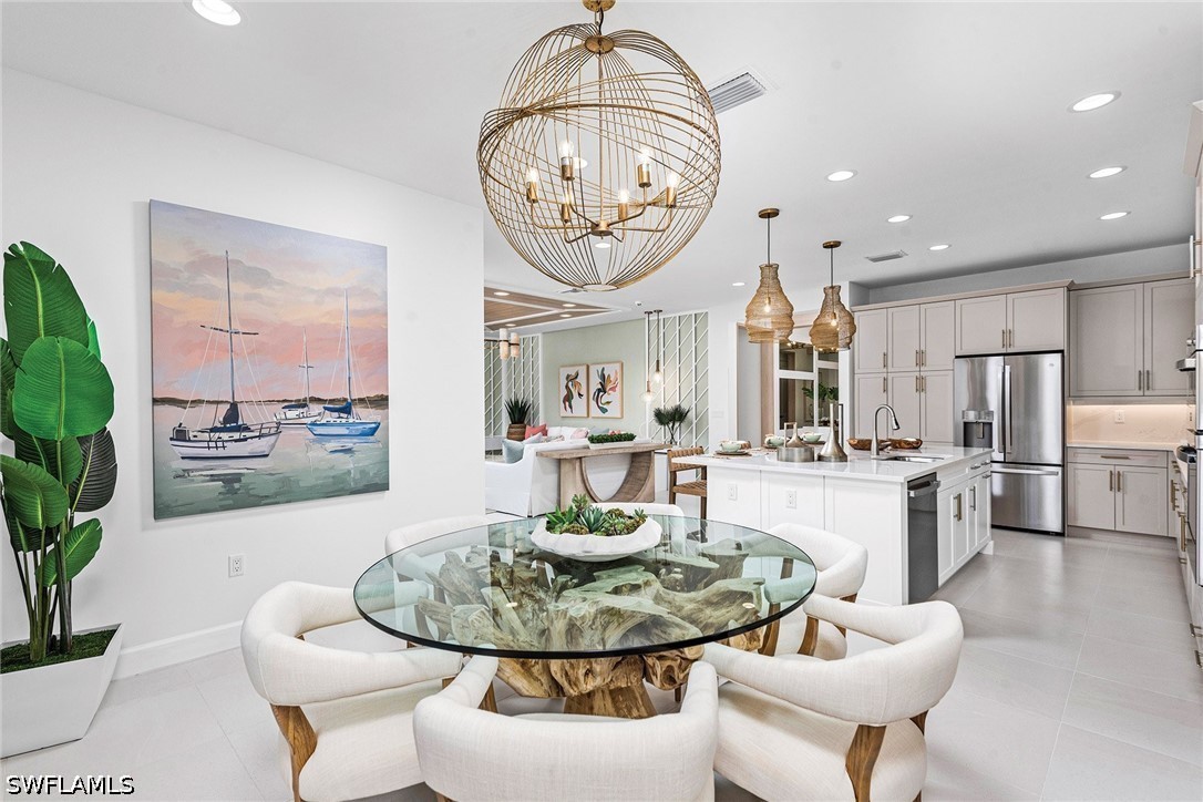 2 Bed Waterfront Home for Sale in Fort Myers, photo 5