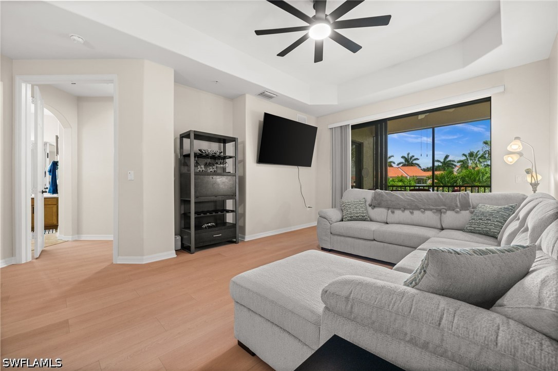 3 Bed Waterfront Home for Sale in Fort Myers, photo 5