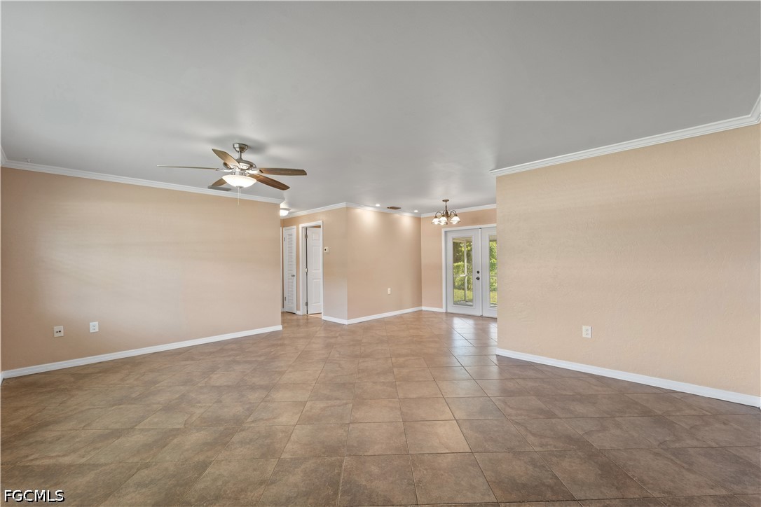 2 Bed SingleFamilyResidence for Sale in North Fort Myers, photo 5