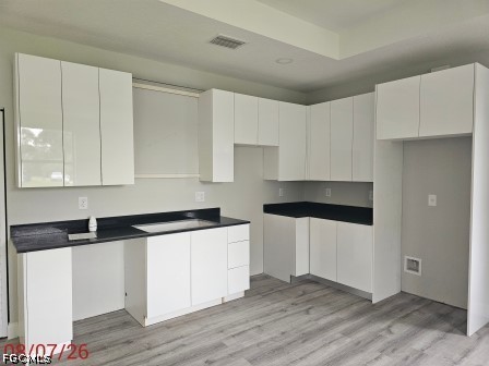 3 Bed SingleFamilyResidence for Sale in Lehigh Acres, photo 5