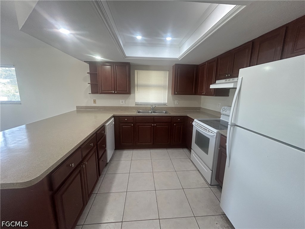 3 Bed Duplex for Sale in Cape Coral, photo 5
