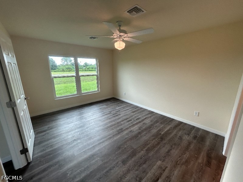 4 Bed SingleFamilyResidence for Sale in Labelle, photo 5
