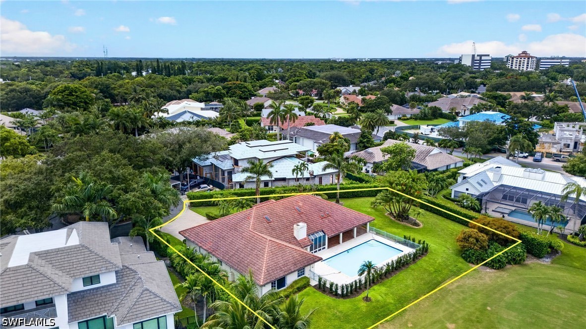 3 Bed Pool Home for Sale in Naples, photo 5