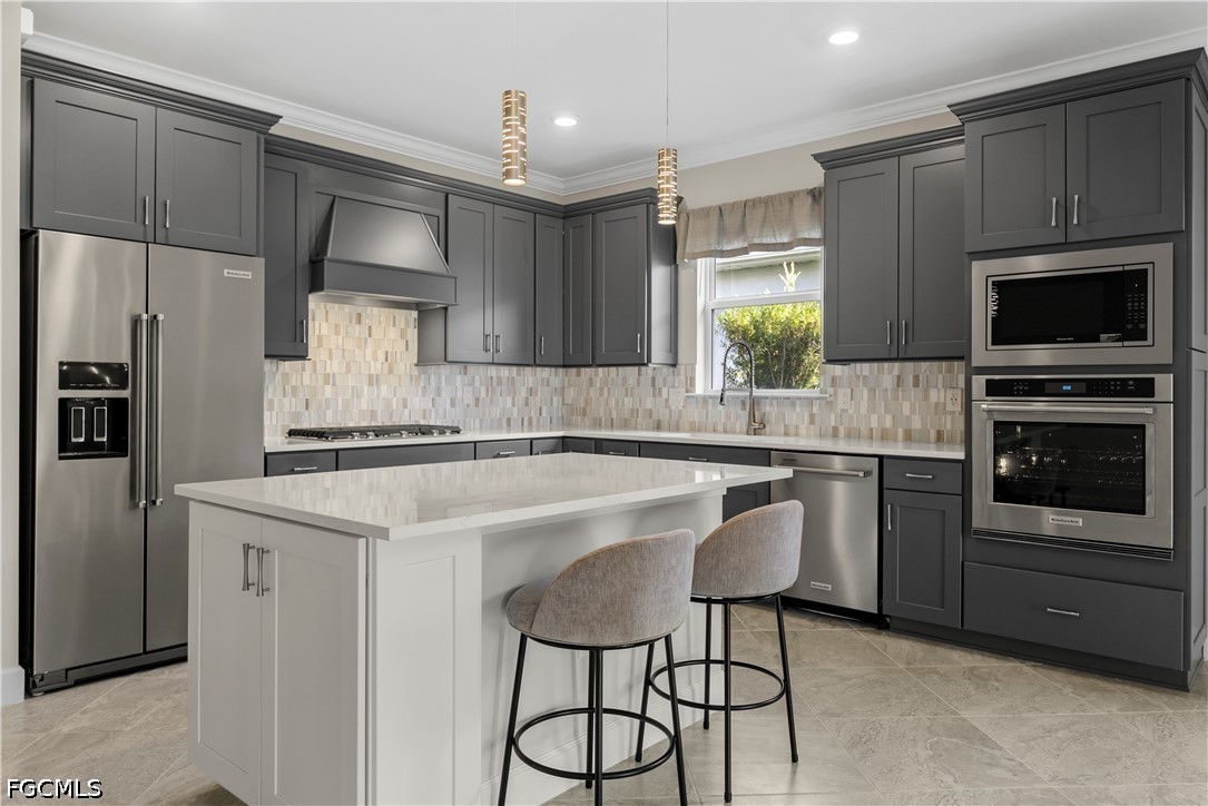 3 Bed SingleFamilyResidence for Sale in Northridge, photo 5