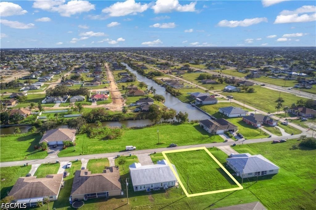 Residential for Sale in Cape Coral, photo 5