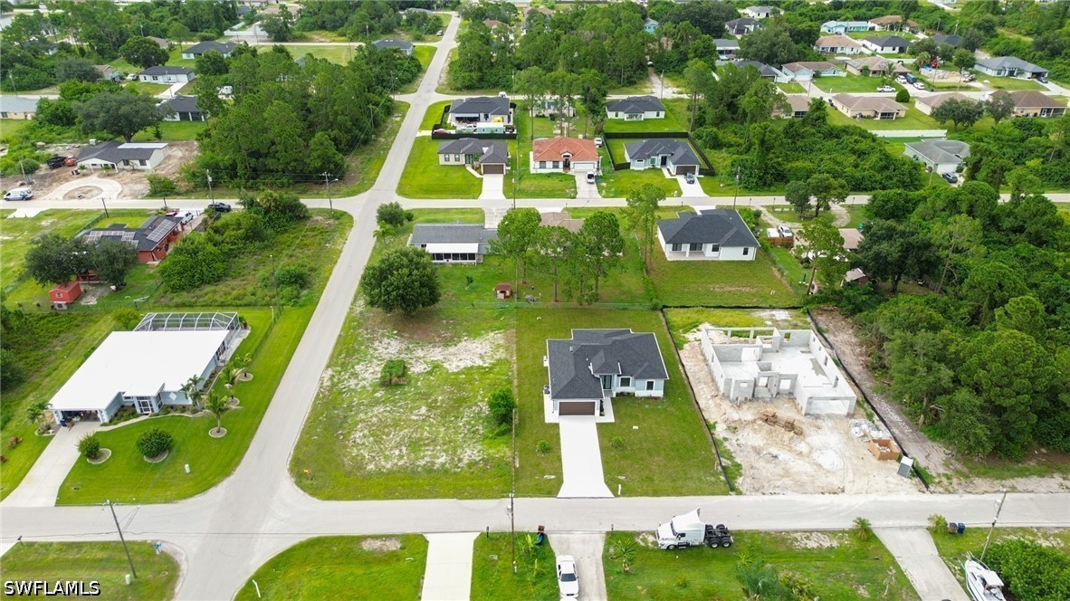 4 Bed SingleFamilyResidence for Sale in Lehigh Acres, photo 5