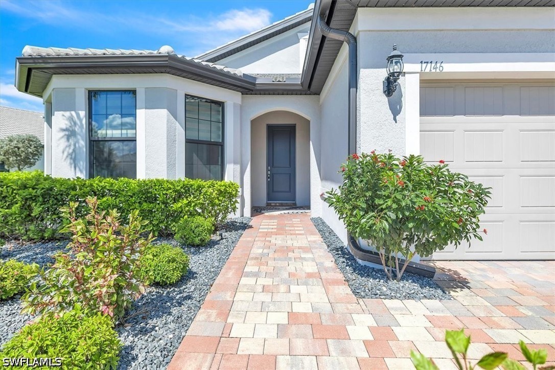 3 Bed Pool Home for Sale in Country Club, photo 5