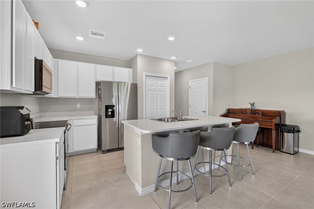 3 Bed Waterfront Home for Sale in Meadowood, photo 5