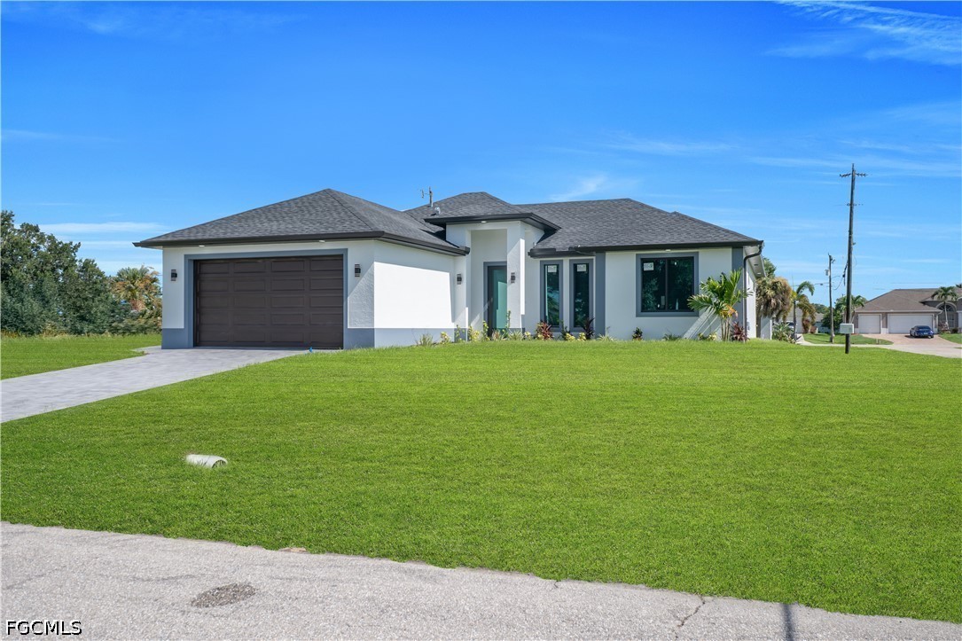 3 Bed SingleFamilyResidence for Sale in Cape Coral, photo 5