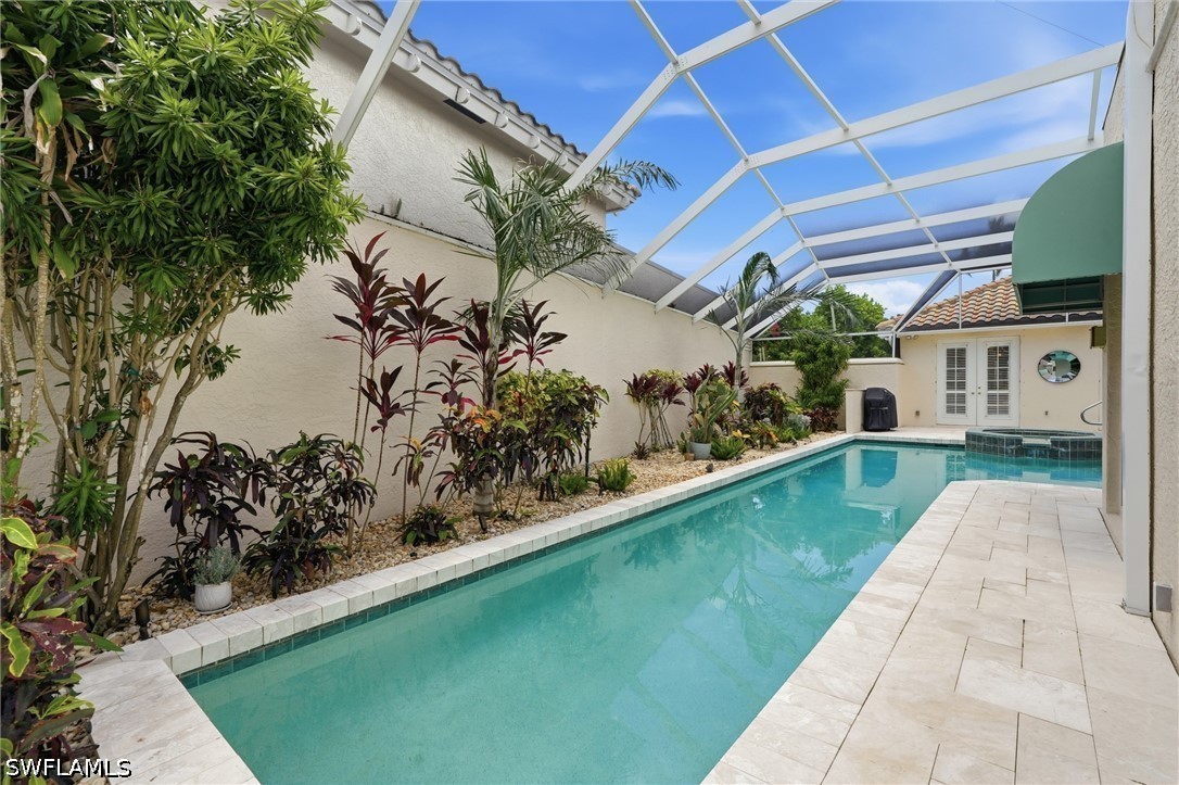 3 Bed Pool Home for Sale in Naples, photo 5