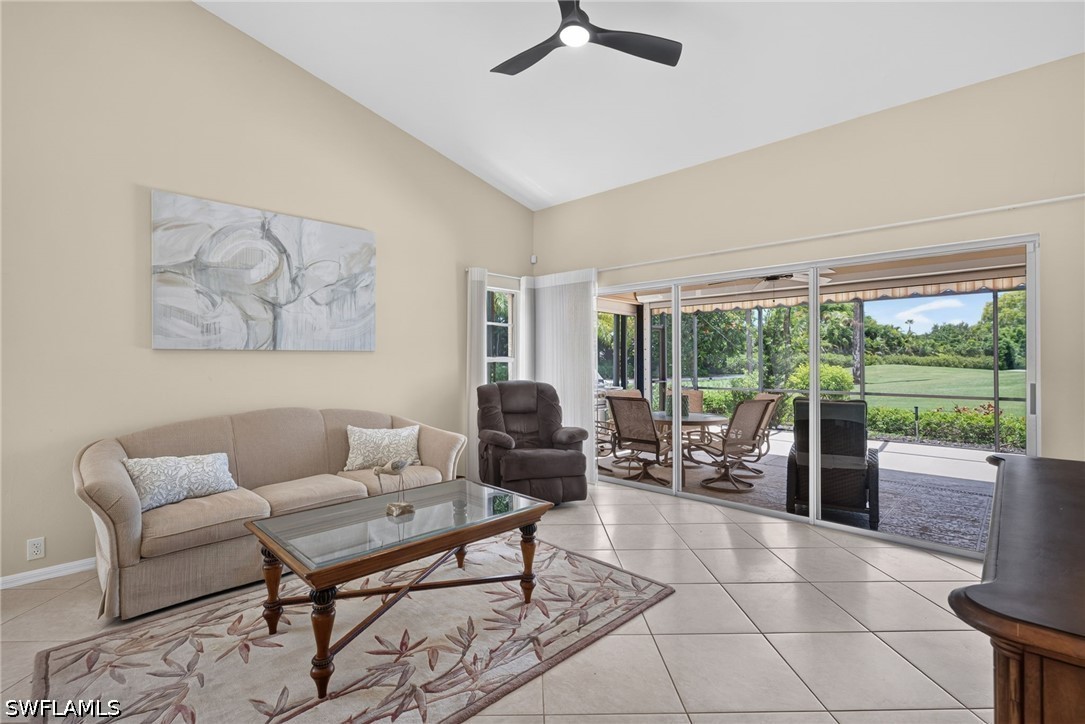 3 Bed SingleFamilyResidence for Sale in Villas, photo 5