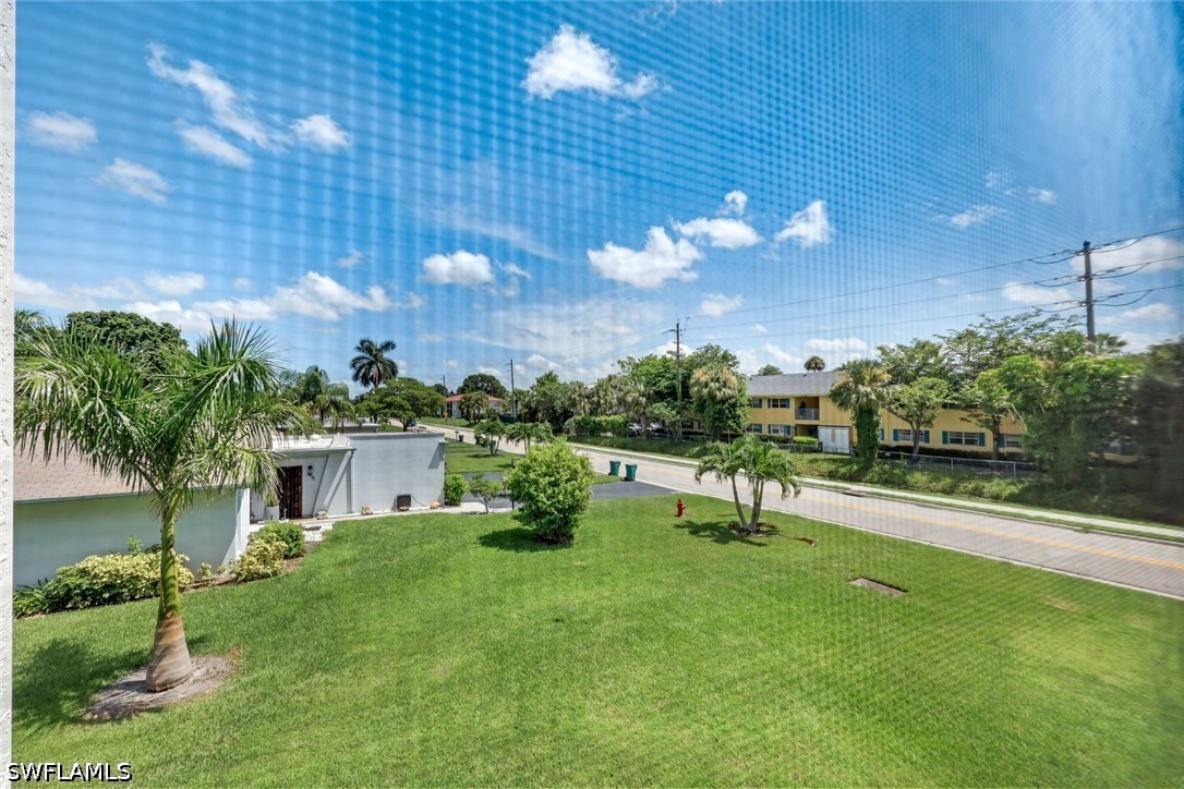 2 Bed Condominium for Sale in Lakewood, photo 5