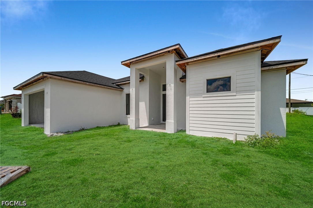 3 Bed SingleFamilyResidence for Sale in Cape Coral, photo 5