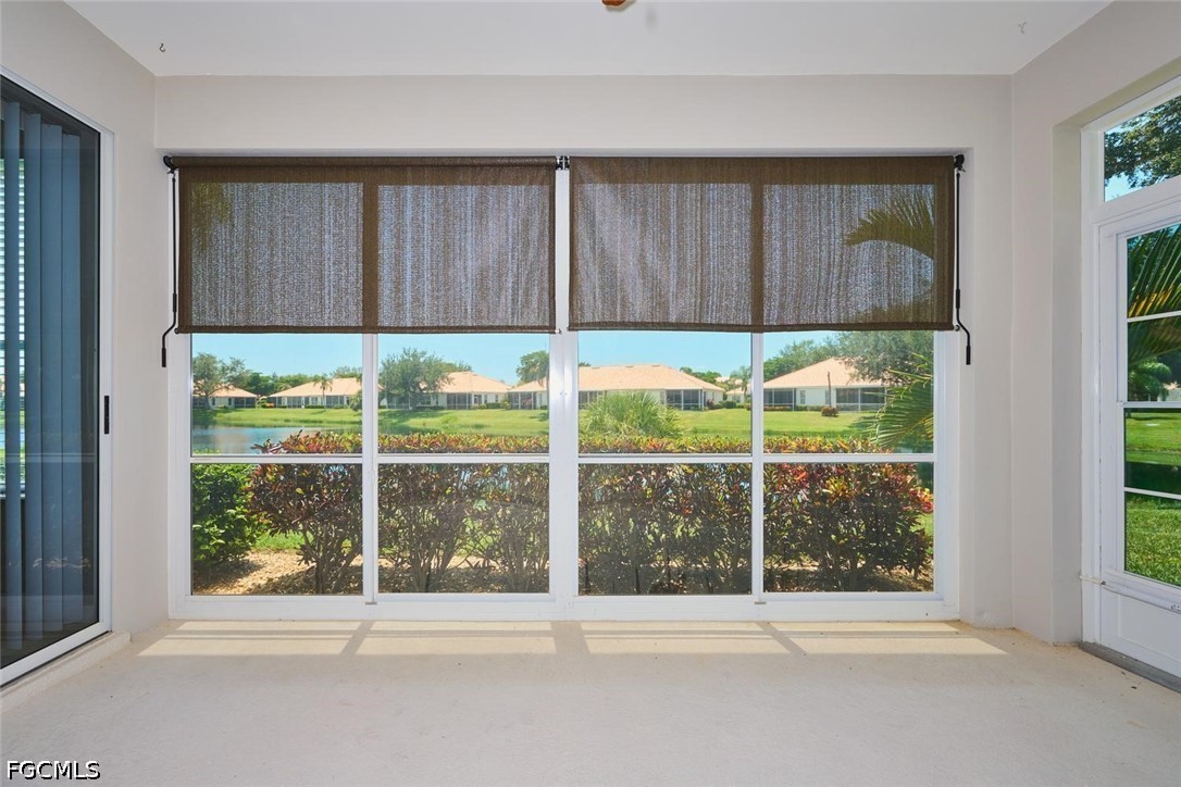 2 Bed Waterfront Home for Sale in Fort Myers, photo 5