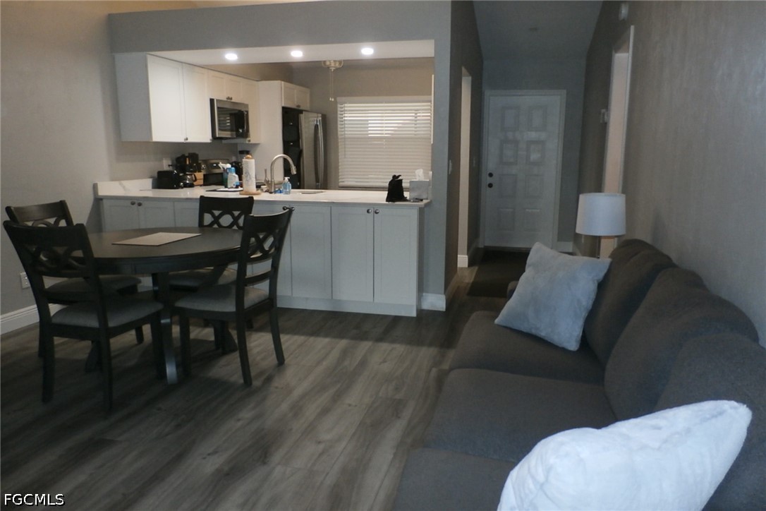 2 Bed Condominium for Sale in Cinnamon Cove, photo 5