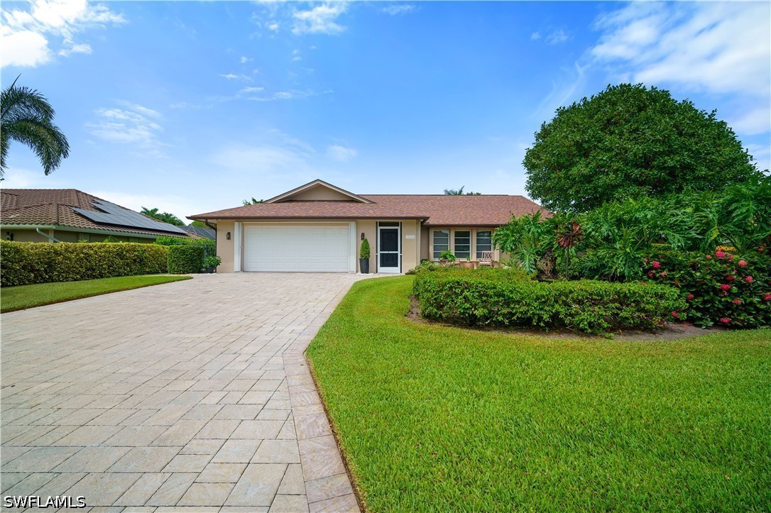 3 Bed SingleFamilyResidence for Sale in Naples, photo 5