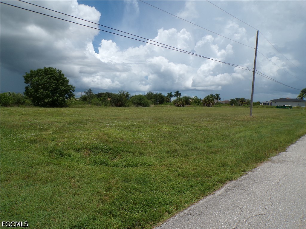 Waterfront Home for Sale in Cape Coral, photo 5