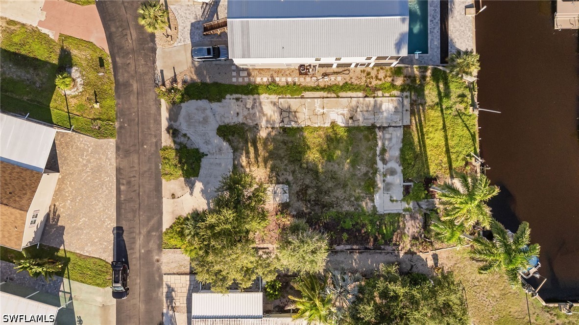 Waterfront Home for Sale in Bonita Springs, photo 5