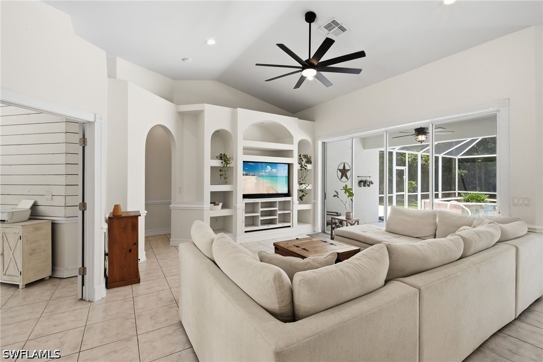 3 Bed Pool Home for Sale in Naples, photo 5
