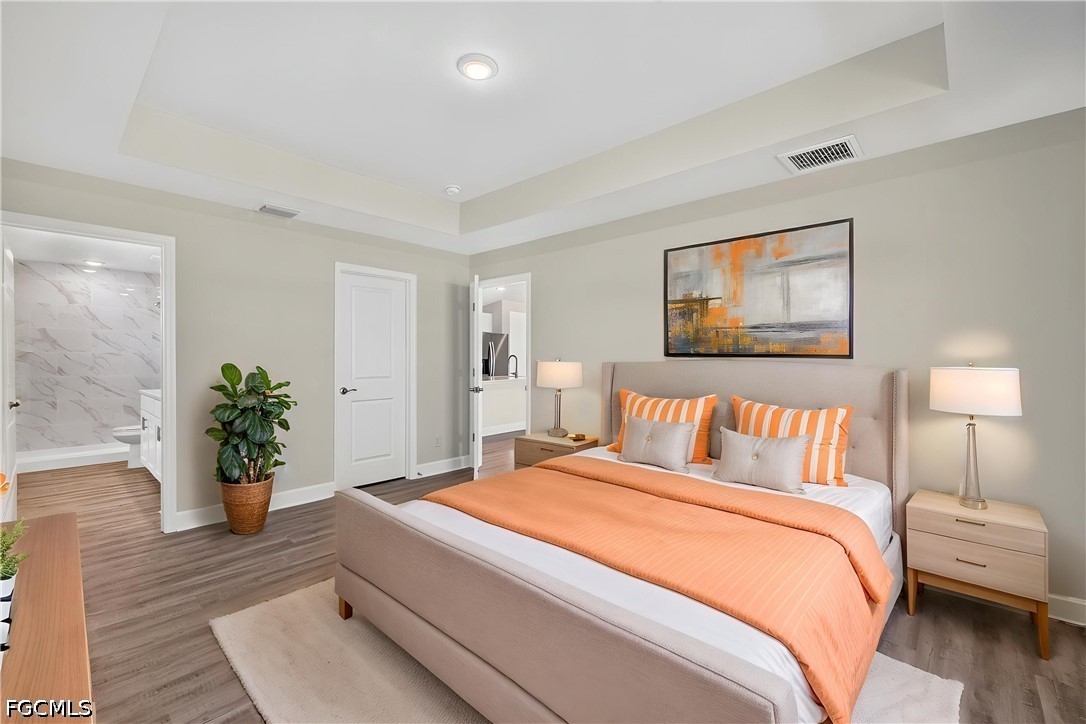 4 Bed SingleFamilyResidence for Sale in Cape Coral, photo 5