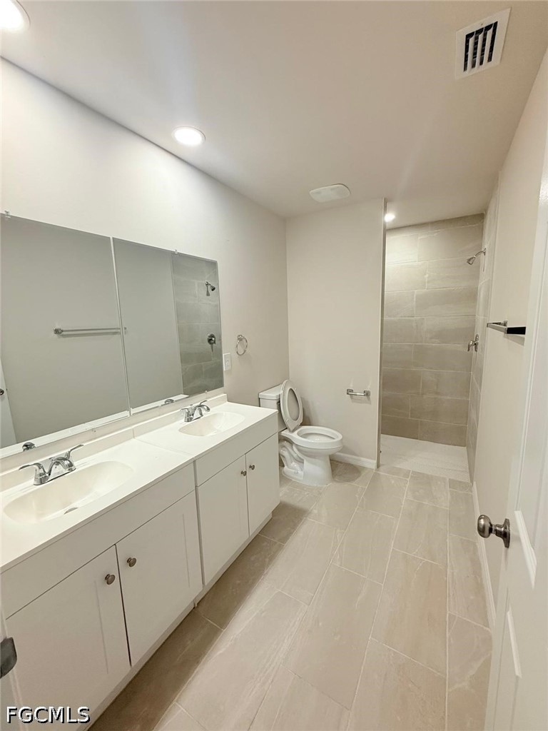 3 Bed Duplex for Sale in Cape Coral, photo 5