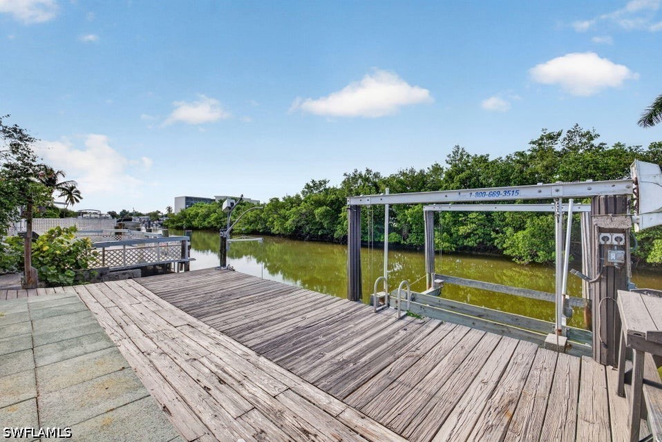 3 Bed Waterfront Home for Sale in Naples, photo 5