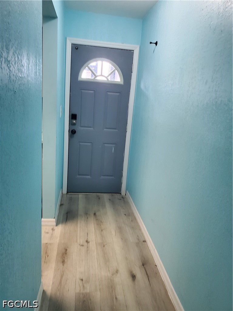 2 Bed Condominium for Sale in North Fort Myers, photo 5