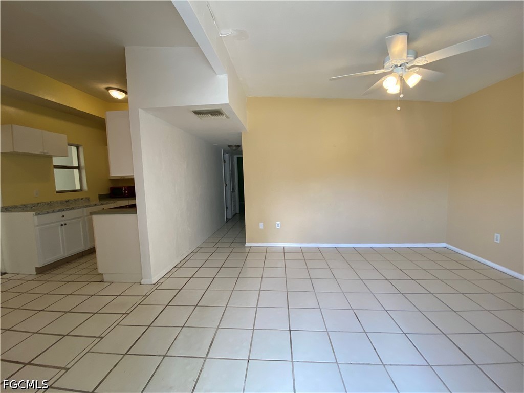 3 Bed SingleFamilyResidence for Sale in Orange Terrace, photo 5