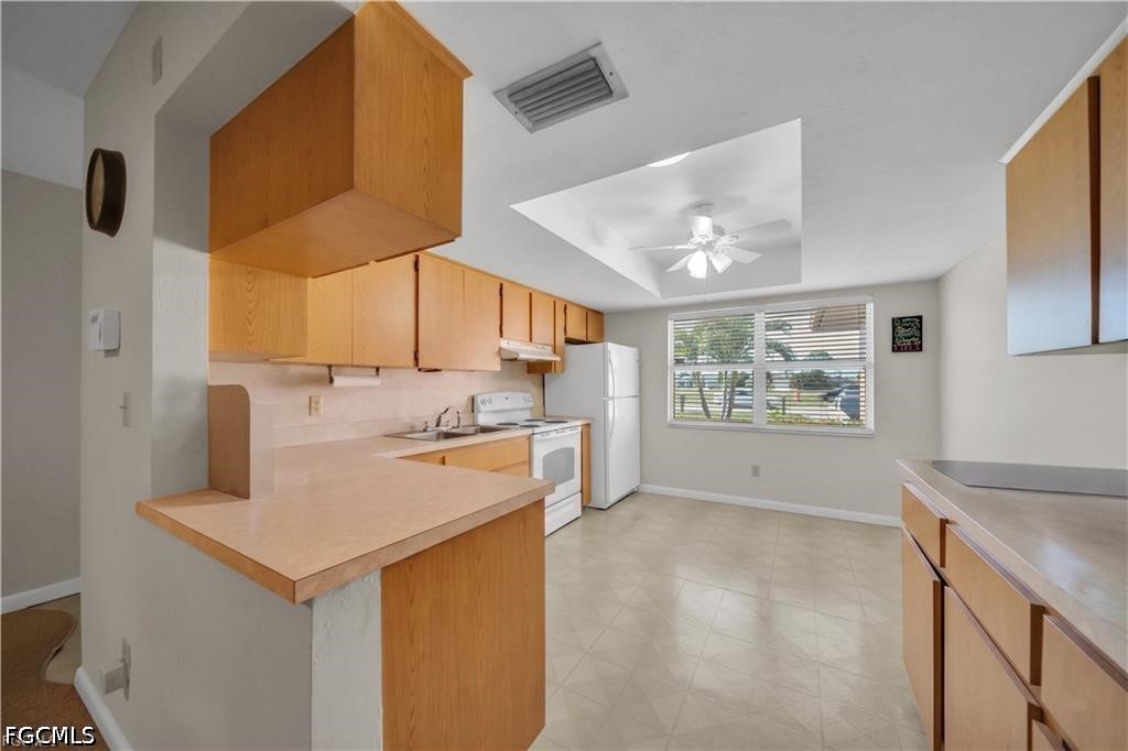 2 Bed Duplex for Sale in Cape Coral, photo 5