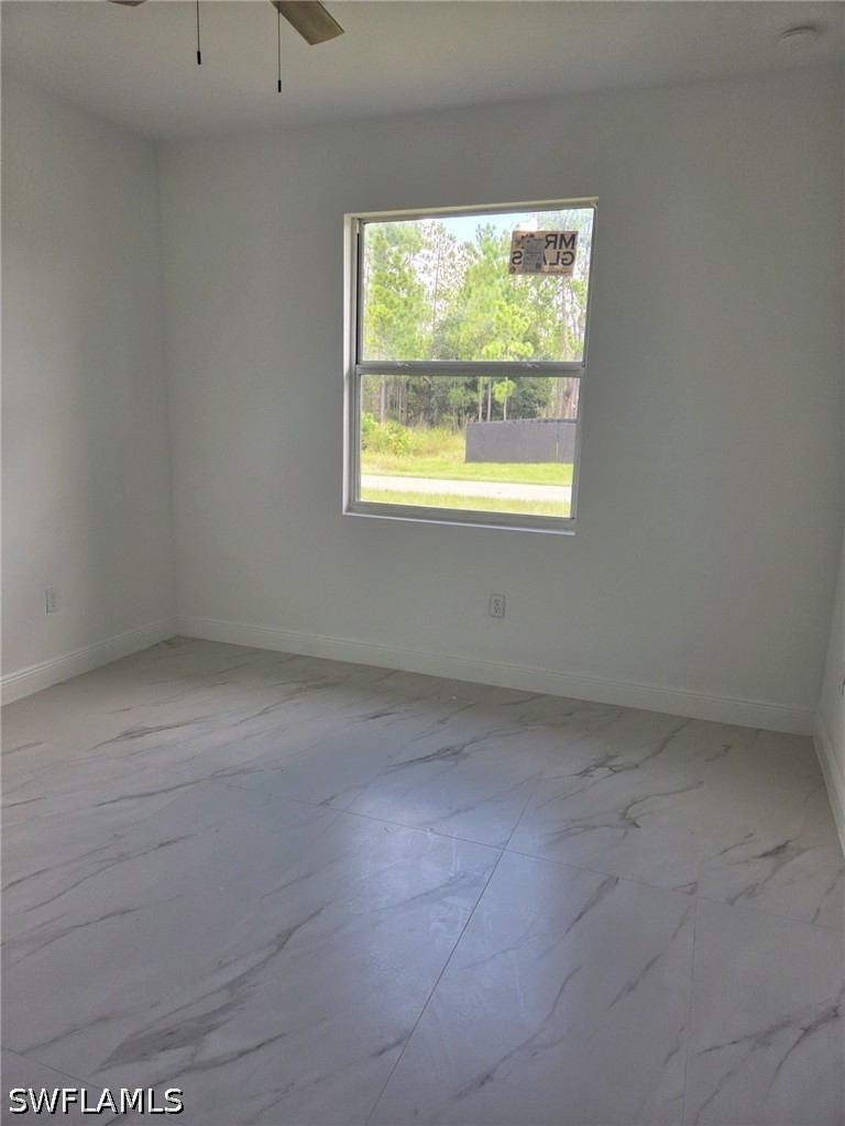 3 Bed Condominium for Sale in Lehigh Acres, photo 5