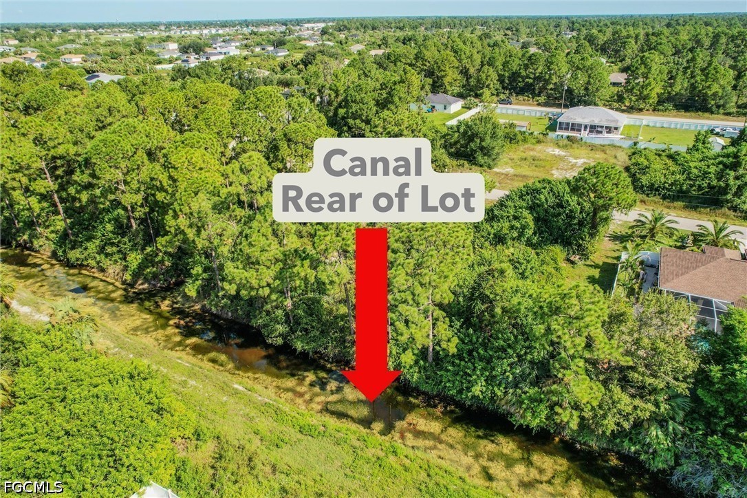 Waterfront Home for Sale in Lehigh Acres, photo 5